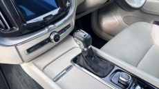 Volvo Xc60 2.0 D4 Momentum 5dr AWD Geartronic Diesel Estate